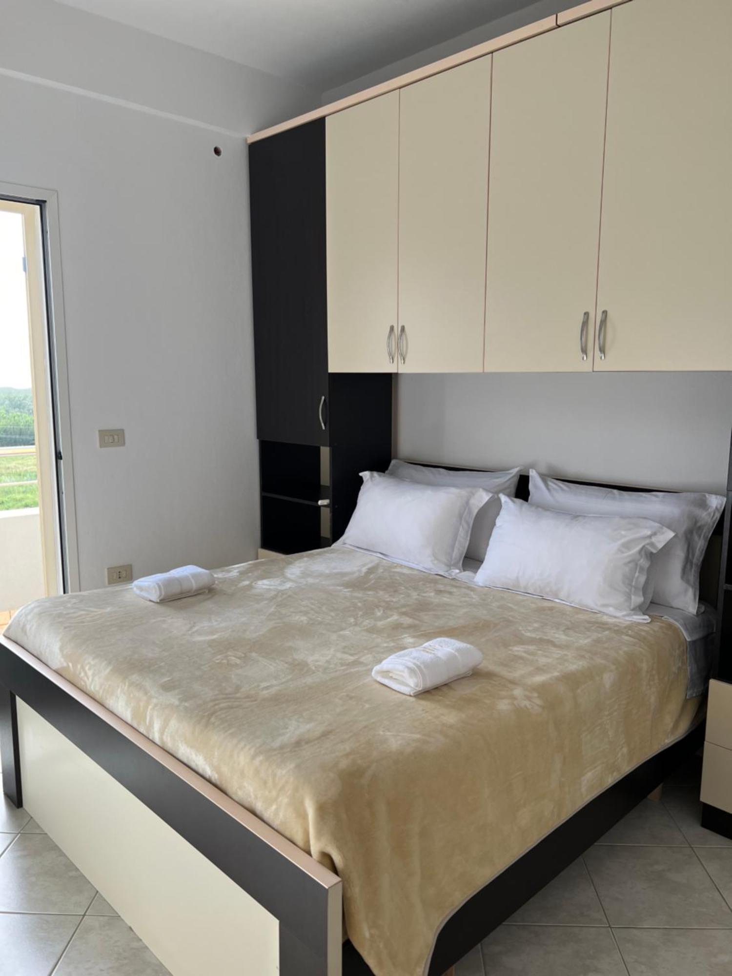 Apartments Rezidenca Sinani Orikum Kültér fotó